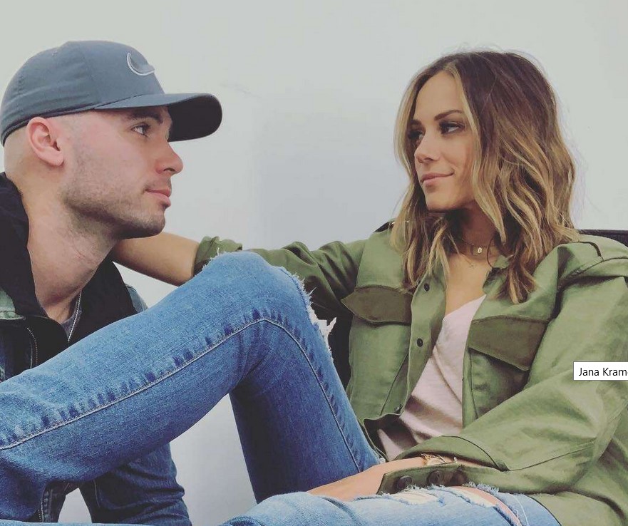 Jana Kramer Reacts to Finding Woman’s Topless Photo on Mike Caussin’s Phone