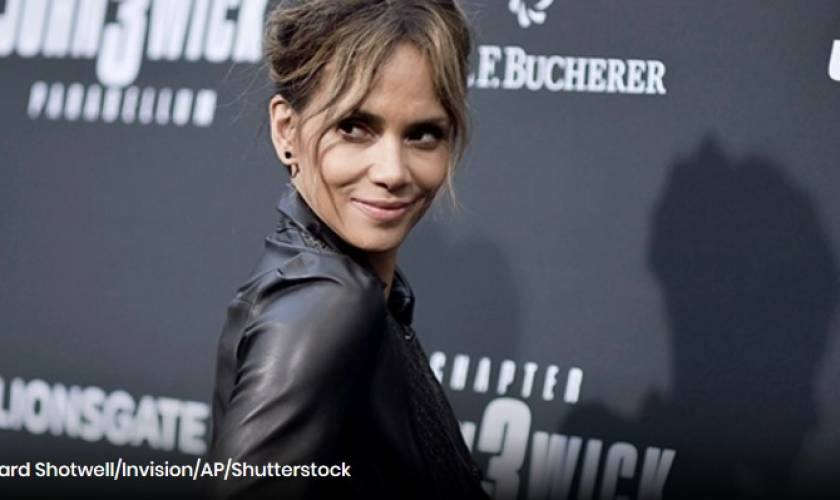 Halle Berry, 53, Reveals Insanely TonedArms & Back While Showing Off FlexibilityIn Sports Bra