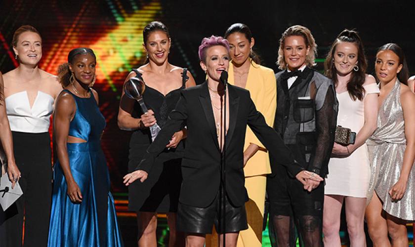 Megan Rapinoe Rocks Leather Shorts To Accept Best Team Award With U.S. Soccer Teammates At ESPYs