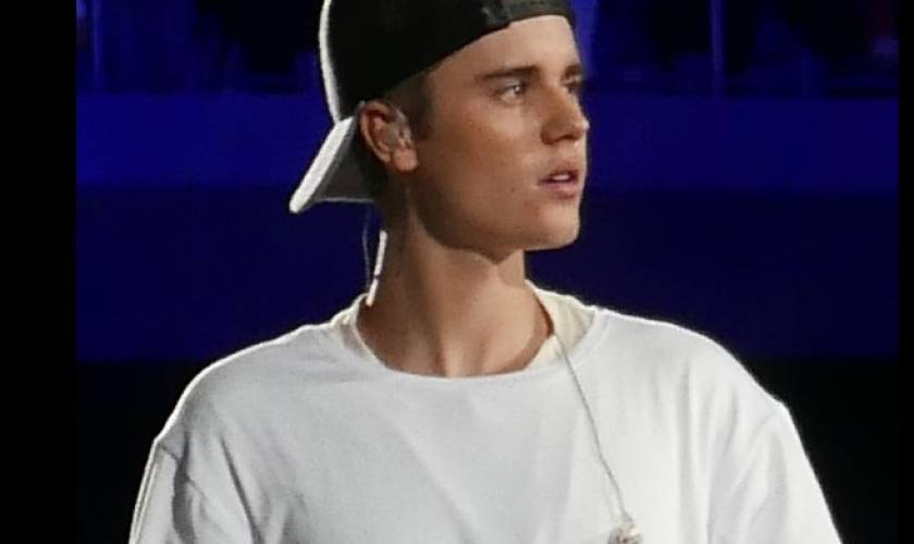 Justin Bieber Reveals He Has Lyme Disease